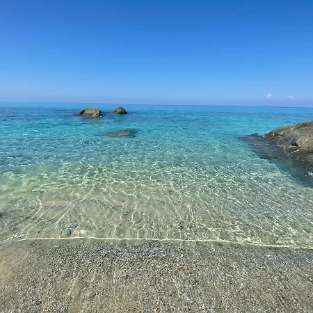 Taurus Costa Dei Monaci Tropea * Parghelia