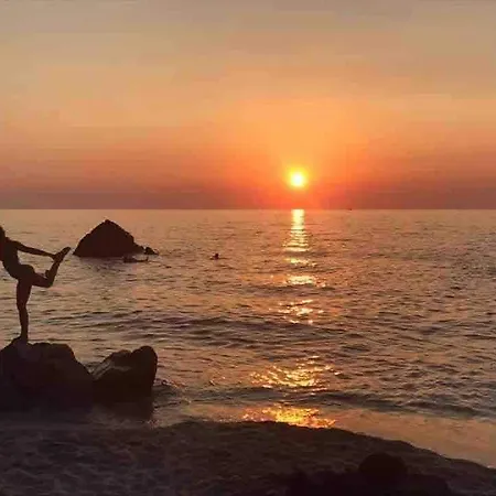Taurus Costa Dei Monaci Tropea *