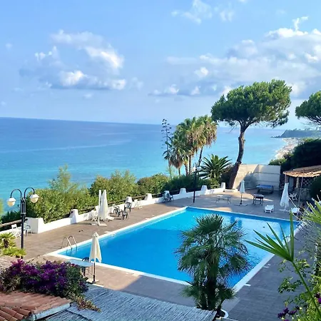 Taurus Costa Dei Monaci Tropea Villa *