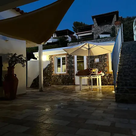 Taurus Costa Dei Monaci Tropea Villa *