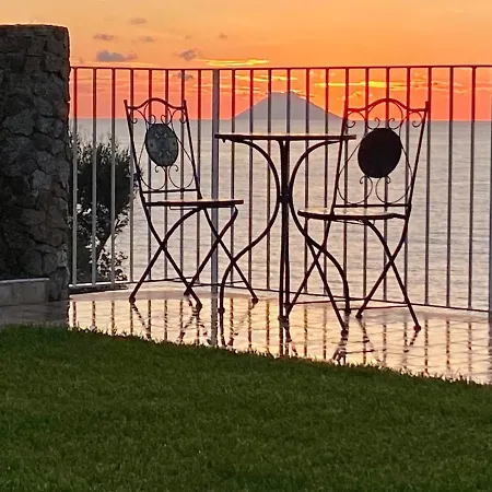 Taurus Costa Dei Monaci Tropea Villa