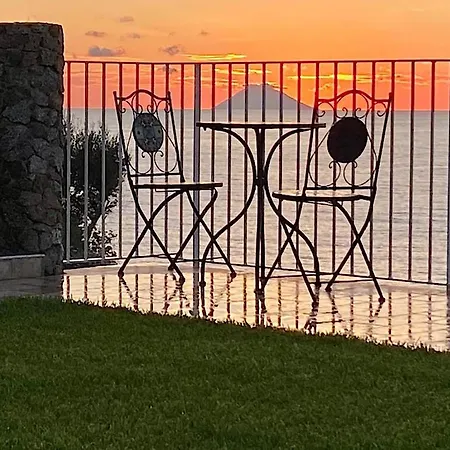 Taurus Costa Dei Monaci Tropea * Parghelia