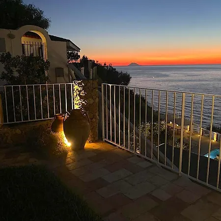 Taurus Costa Dei Monaci Tropea *